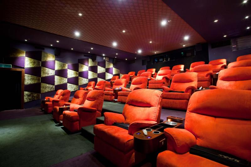 台北市最好的精品级电影院,欣欣秀泰影城柏晶