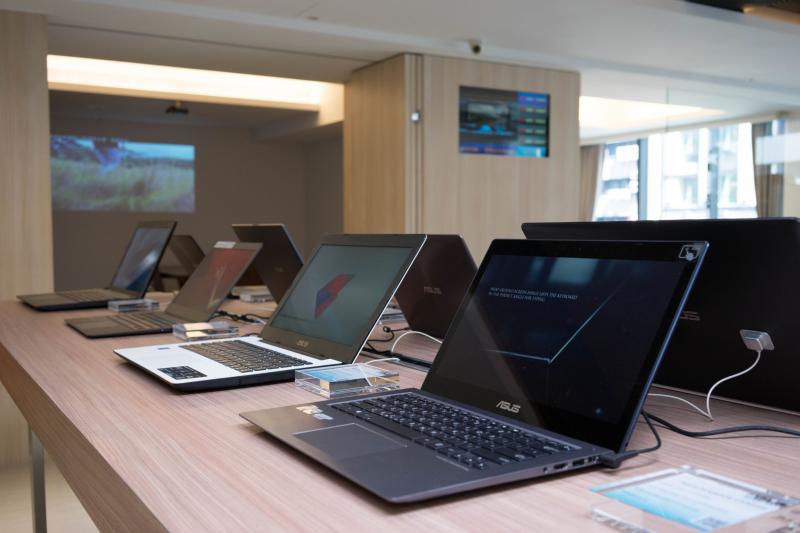 华硕皇家俱乐部光华馆乔迁 打造都会生活旗舰